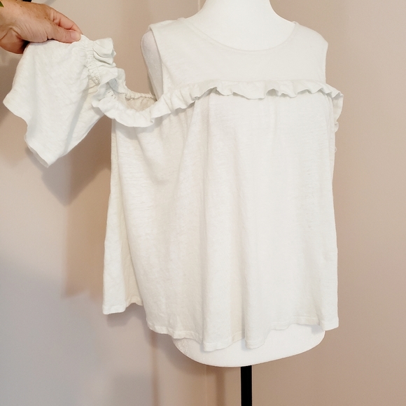 ANTHROPOLOGIE | MEADOW RUE LINEN COLD SHOULDER TOP - Picture 3 of 11